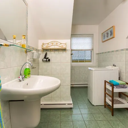 Robbe By Interhome Appartement